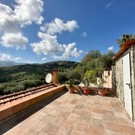 Hostdomus - Arcobaleno Apartment Bardino Vecchio